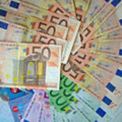 Euro banknotes - immagine di Mattes
