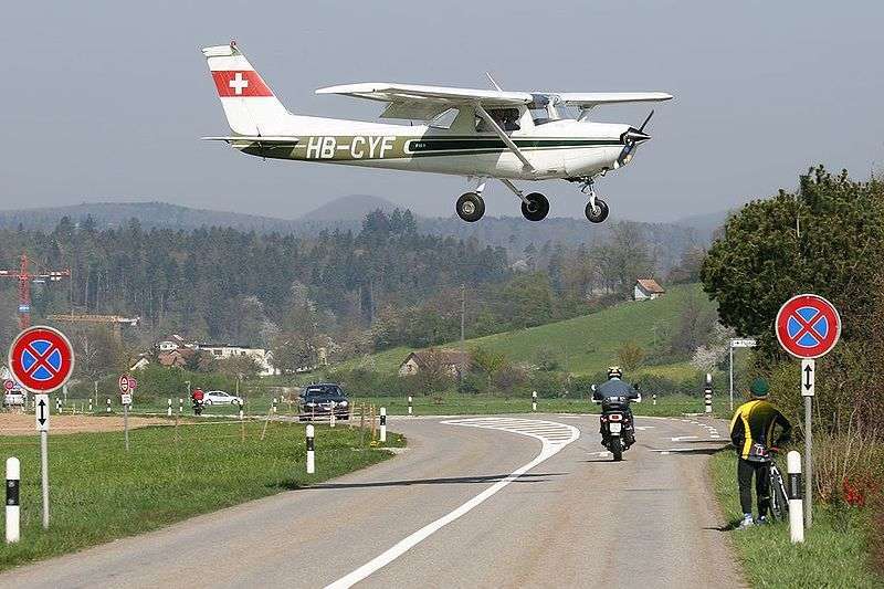 aereo - foto di Prasetyo